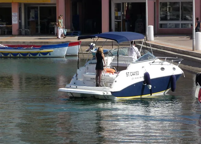 Studio Cabine 25M² Avec Loggia Est Et Parking Securise - Fr-1-472-122